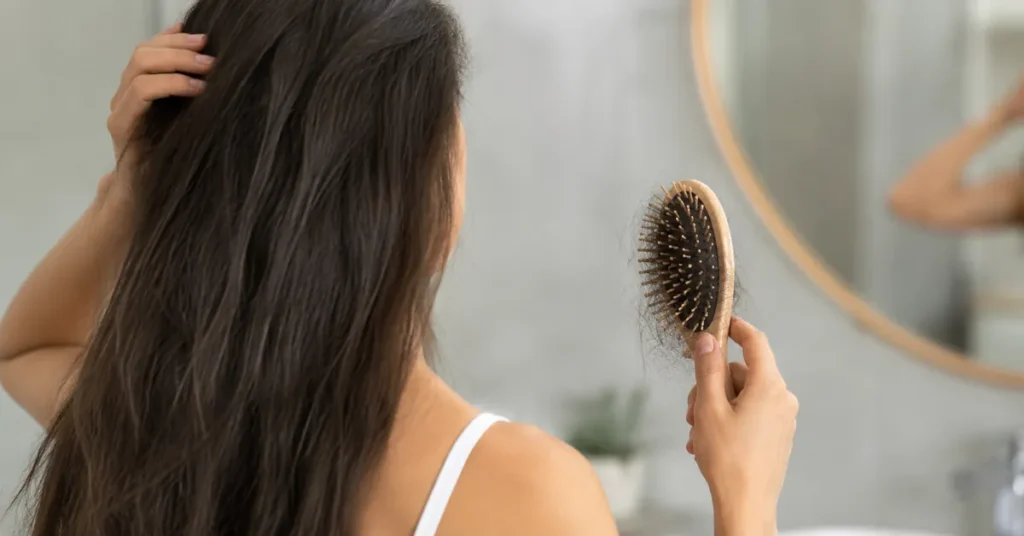 Queda de cabelo pós-parto: o que toda mãe precisa saber?
